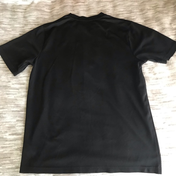 Black Workout Men’s Shirt - Picture 3 of 4